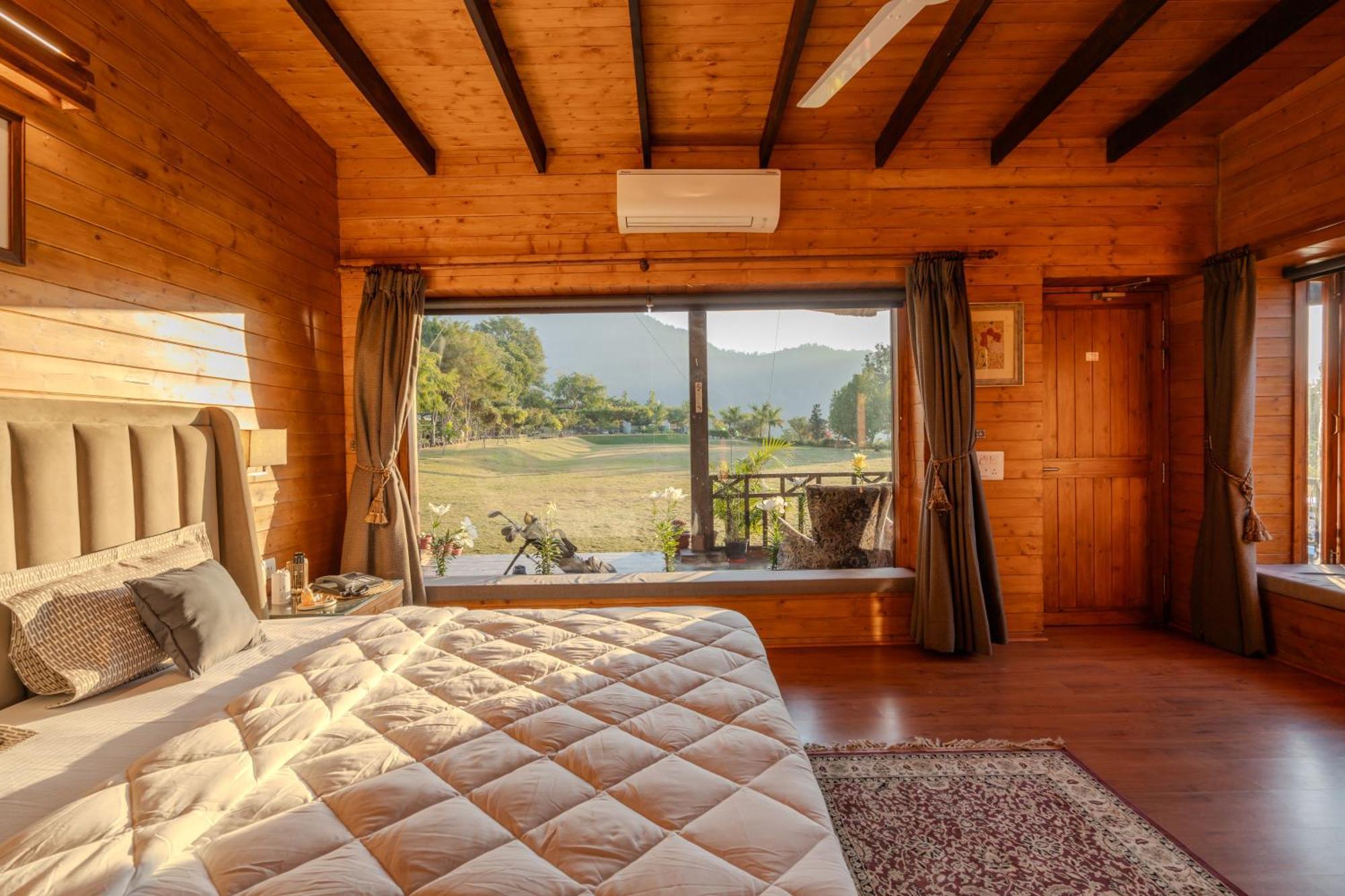 דהראדון Saffronstays Timber Crest מראה חיצוני תמונה