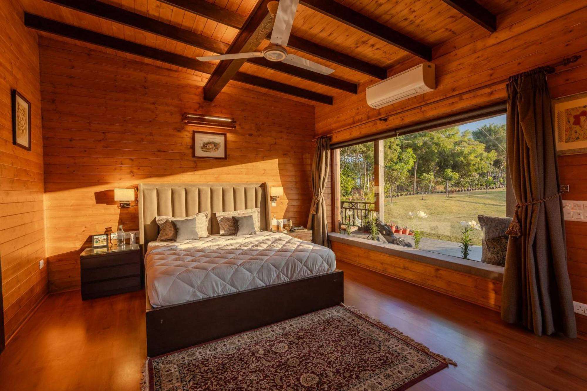 דהראדון Saffronstays Timber Crest מראה חיצוני תמונה