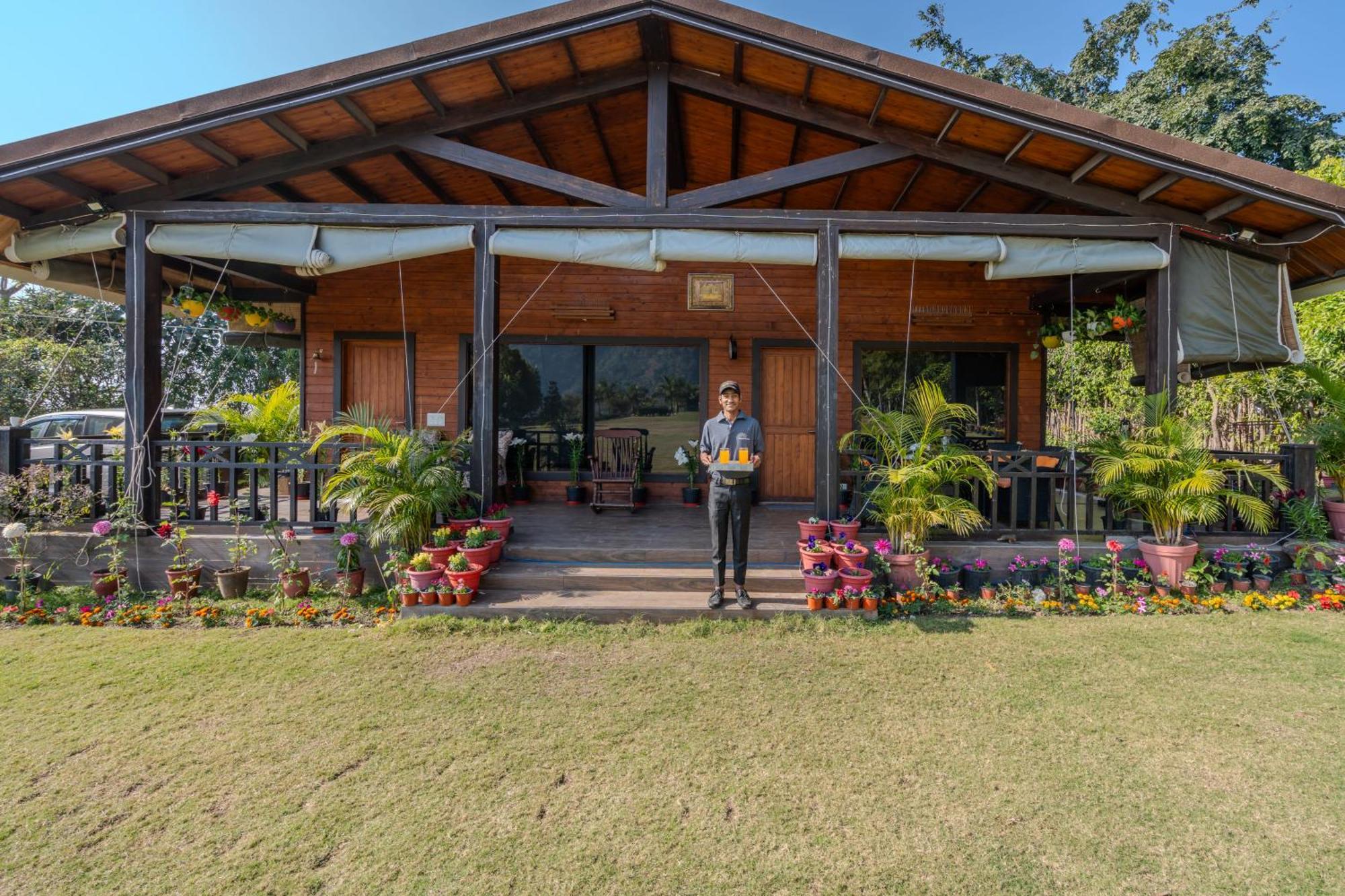 דהראדון Saffronstays Timber Crest מראה חיצוני תמונה